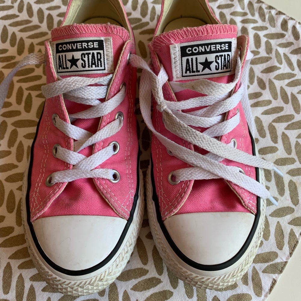 Girls Low Top Pink Converse